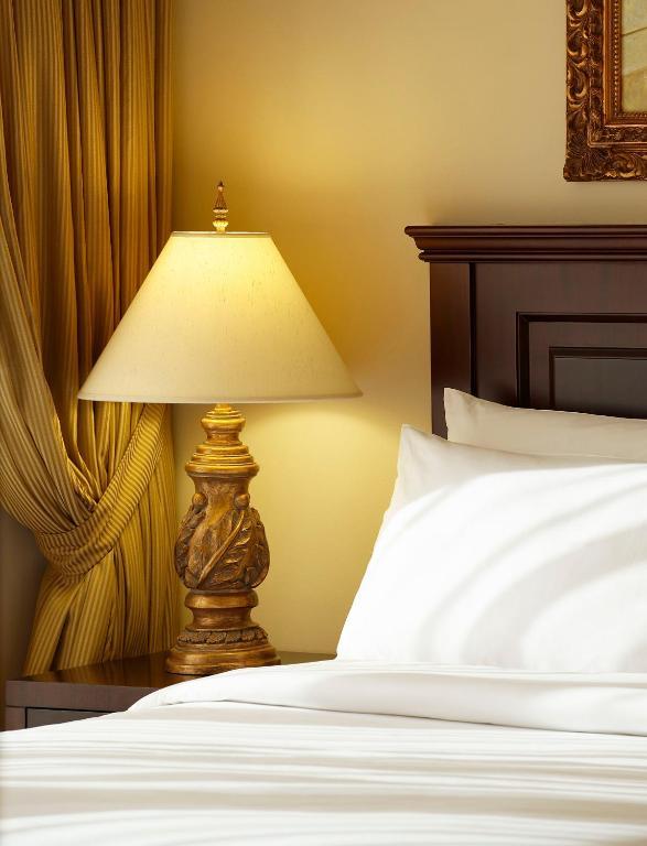Al Sondos Suites By Le Meridien Дубай Стая снимка