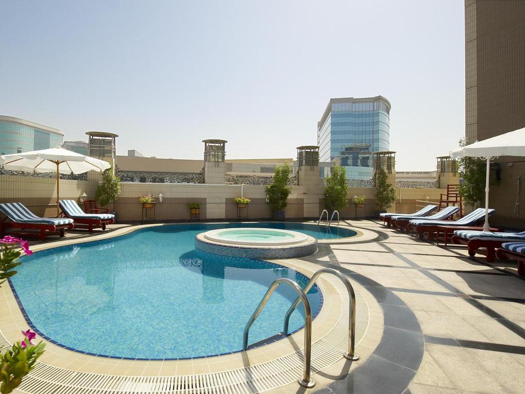 Al Sondos Suites By Le Meridien Дубай Съоръжения снимка